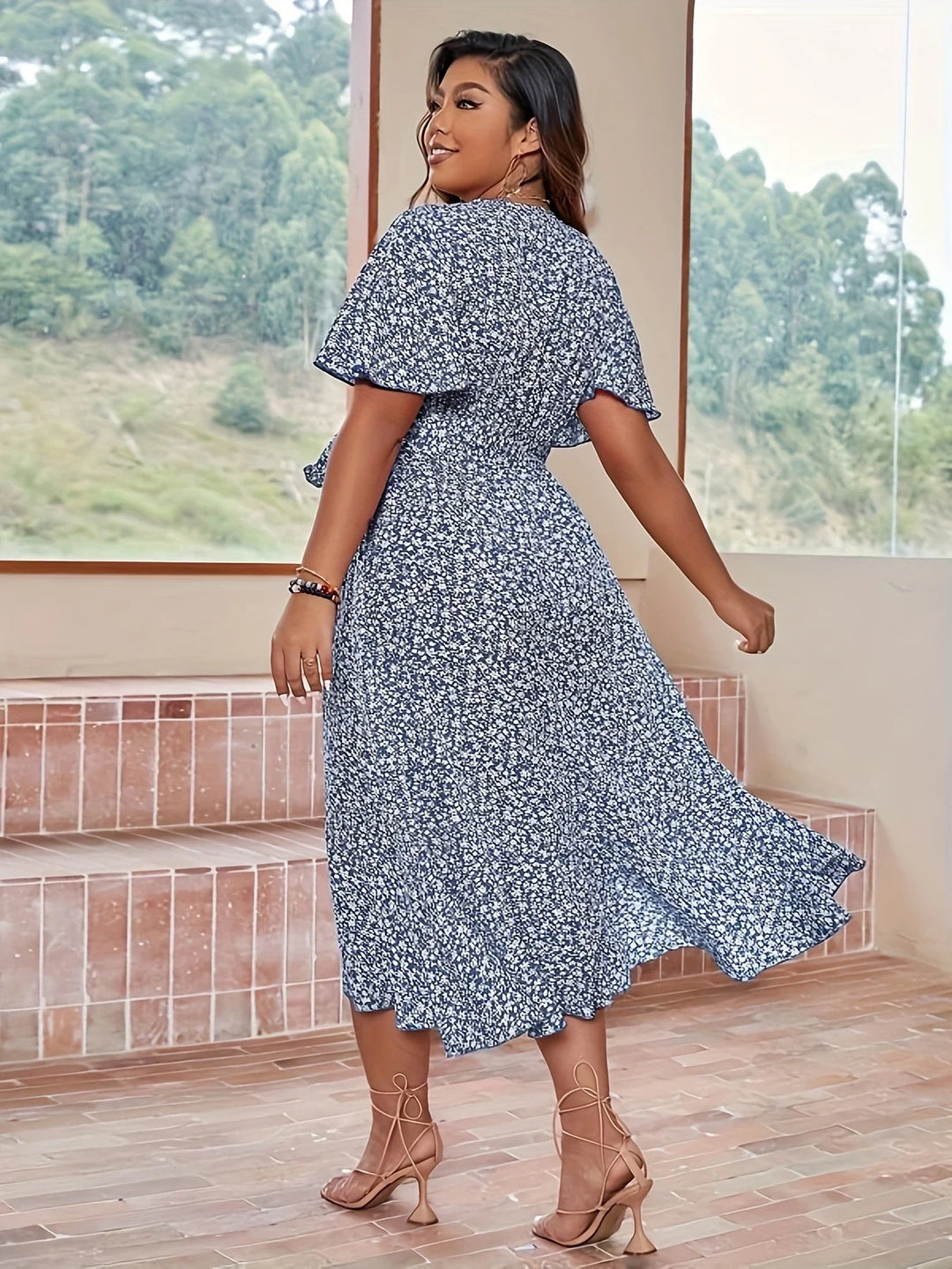 Aubrey™ - Elegant Floral Midi Dress